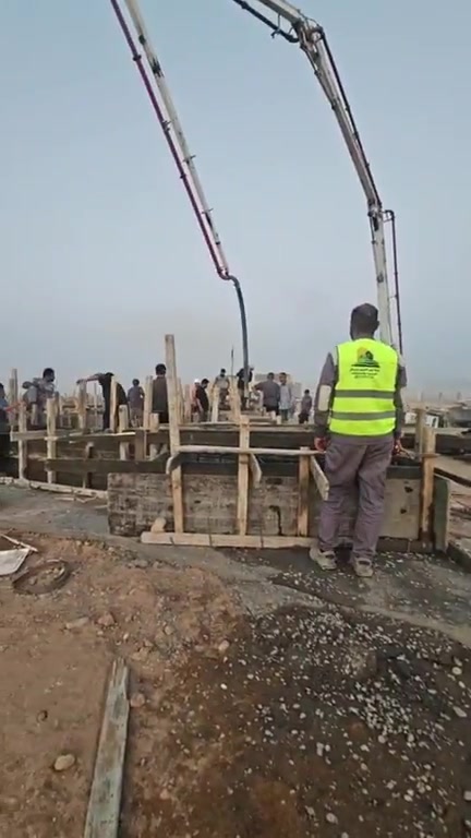 جزء من اعمالنا ***********
على بركة الله المباشره بإنشاء مباني جامعه في محافظة ميسان (العماره)
