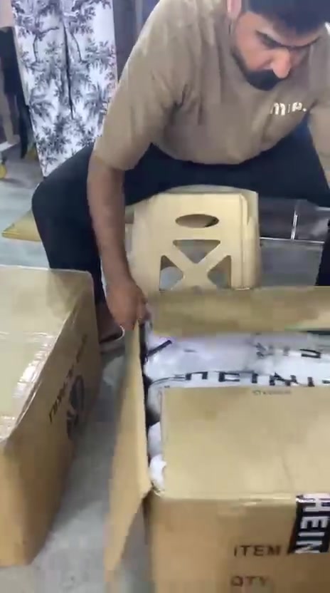 العنوان بابل الإسكندرية شارع المعمل مجاور مصرف الرافدين اسم محل احمد باله ***********  وقت دوام من ساعه 3 عصر الي 12 بليل
احذيه نسائيه سعر ٨
احذيه رجالي سعر ١٠
احذيه اطفال سعر ٧
جوارب سعر زوج ٥٠٠ دينار
اوفر اطفال الف
بجامه اطفال  الف
تشيرت اطفال ألف 
بنطرون اطفال الف
سويتر اطفال ألف 
سترة اطفال  ألف 
قمصله اطفال سعر ٣
 فستان اطفال سعر ٣
فستان نسائي _ سعر ٣
دشداشه نسائي_سعر ٥
بجامه نسائي_سعر ٣
بجامه رجالي سعر ٥
كيلوت نسائيسعر ٣
بدي نسائي_سعر ٣
تيشيرت رجالي سعر ٣
بنطرون رجالي سعر٣
كوت رجالي سعر ٣
كوت انسائي سعر٣
كوت اطفال الف
قمصله رجالي سعر ١٠
قميص انساىي سعر٣
قميص رجالي سعر ٣
قمصله اطفال سعر ٣
سترة انساىي سعر ٣
سترة رجالي سعر ٣
بجامه رجالي سعر ٣
قمصله انساىي سعر ٣
صوف نسائي مفتوح سعر ٣
صوف نسائي طويل سعر ٣
قميص رجالي سعر ٣
قمصله اطفال سعر ٣
سترة انساىي سعر ٣
سترة رجالي سعر ٣
بجامه رجالي سعر ٣
قمصله انساىي سعر ٣
صوف نسائي مفتوح سعر ٣
صوف نسائي طويل سعر ٣
قميص رجالي سعر ٣
قمصله اطفال سعر ٣
سترة انساىي سعر ٣
سترة رجالي سعر ٣
بجامه رجالي سعر ٣
قمصله انساىي سعر ٣
صوف نسائي مفتوح سعر ٣
صوف نسائي طويل سعر ٣
العنوان بابل الإسكندرية شارع المعمل مجاور مصرف الرافدين اسم محل احمد باله ***********  وقت دوام من ساعه 3 عصر الي 12 بليل
