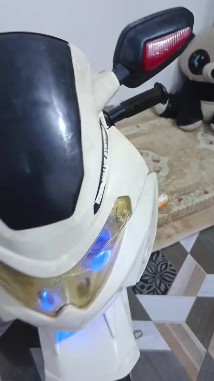 دراجه باله نضيفه للبيع شرط الشغل وقويه مو من هذني الجدد 
توصيل متوفر ***********
