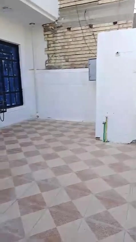 للبيع بيت شارع ٢٠ الضباط الثالثة 
***********
