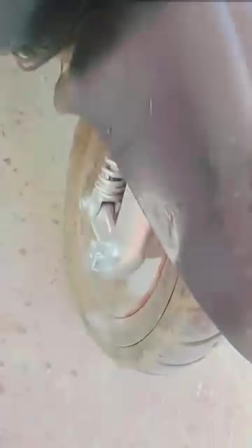 السلام عليكم دراجه عبد الحليم
الدراجه نكره هندر الدراجه شغاله وكامله الدراجه نضيفه محرك نضيف يحتاجلها فقط تاير ووستان 
والتاير مابي شي بس شويه تعبان الدراجه شلعه معدل مكاني سكندريه الاسكان *********** سعره 175 وبيه مجال قليل

نص مكتوب في الصور:
- LOVE ❤️❤️❤️