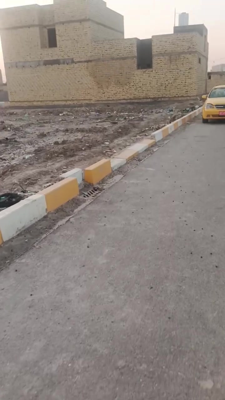 قطعه طابو 100متر بسمي رقمها830الموسراي لايصل بس 
يعلق ويكسر سعرها لو ينطي سعر ويكفر هذار رقمي ونتصل***********
