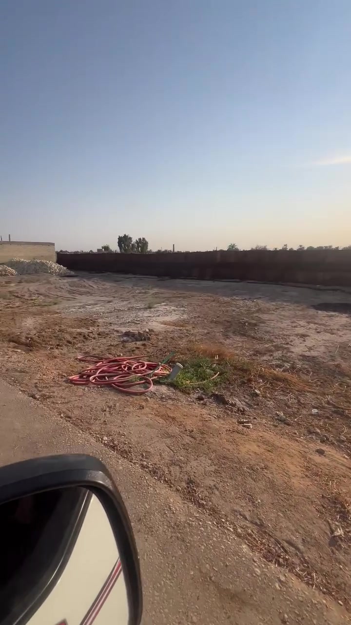 📍قطعة ارض طابو زراعي للبيع  مساحتها 140 متر  

📍موقعها كربلاء/الحسينيه/منطقة الامام عون(ع) / خلف معمل ميزو للعصير شويه لي كدام في مجمع برج الانوار النموذجي خدمات كامله تبليط يربط من شارع بغداد العام الى القطعه كله تبليط مع ماء الاساله والكهرباء خدمات كامله قطعه مرتبه او سعرها مناسب 
للتواصل :***********
