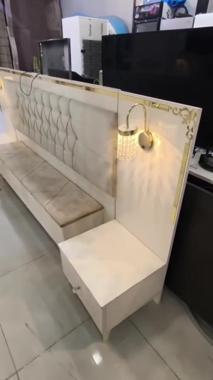 جديد معرض اربيل لبيع وشراء الاثاث 🛌
غرفة نوم نضافه 99 بلميه ❤‍🔥
5 قطع بدون اي عيب 🔥
السعر 475 الشد والنقل مجاناً 😍
دوشك+شازلون+مرايا قيافه هديه 🔥
العنوان أربيل سايدين مجمع الزيتون قرب جسر الكورنيش 
متوفر توصيل اربيل+موصل
واتساب :***********
