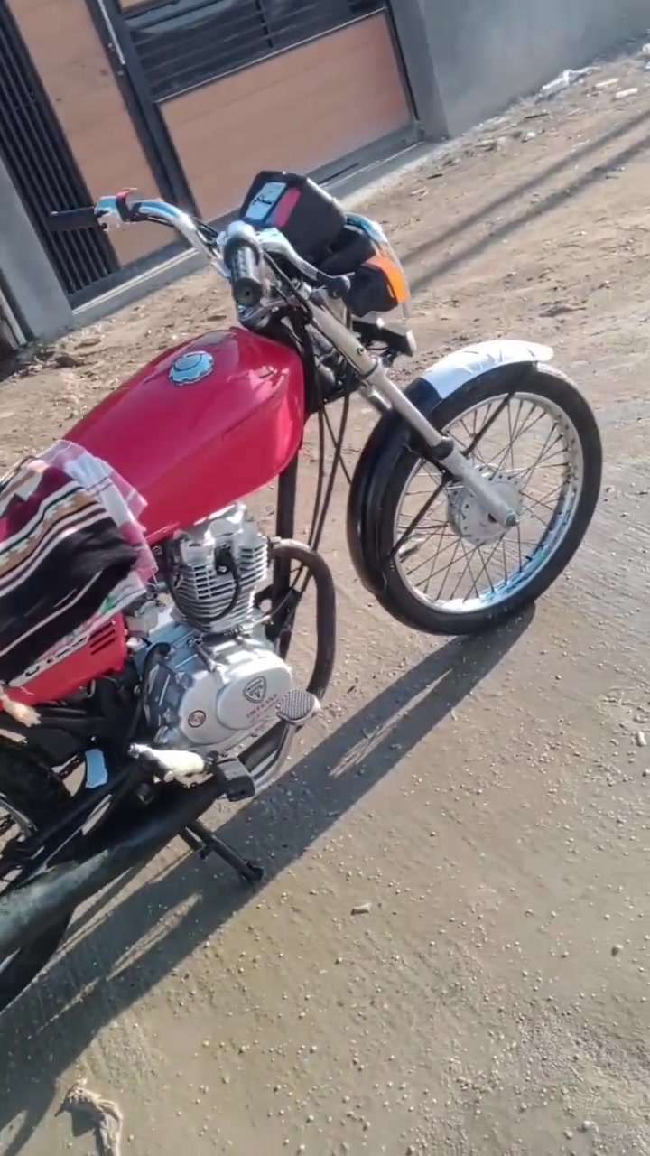 سلام عليكم وعليكم السلام دراجه البيع وراق صولي سعر 700وبيه مجال حك جيهه المكان ناصريه مركز ما مفتوحه  *********** كهرباياتهه عوزه ترتيب بس ترتيب محرك تايكر
