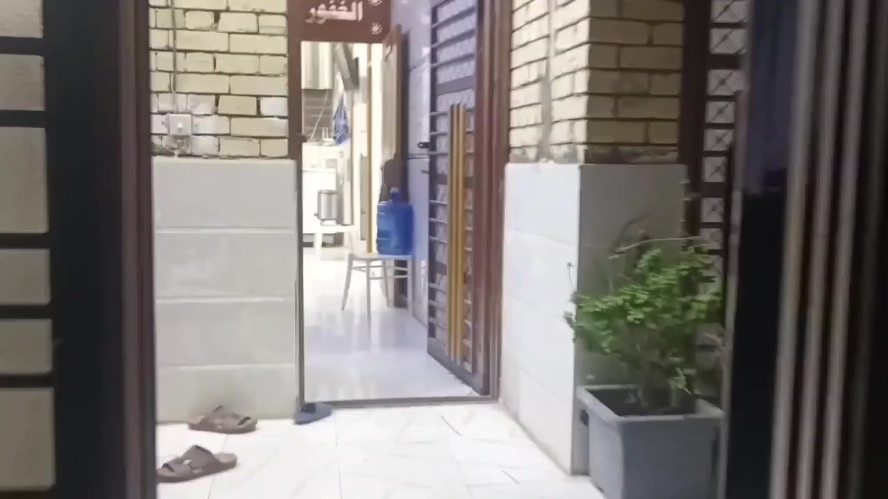 ابو دشير • مساحة ١٢٥م • ٥ غرف