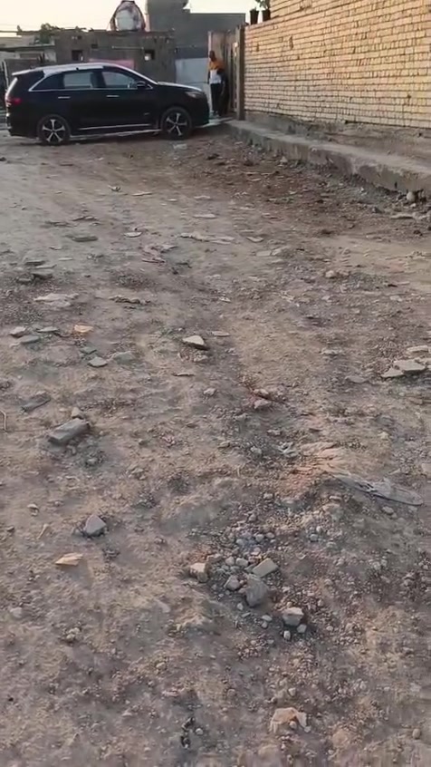 السلام عليكم
بيت للبيع مساحه ١٠٠ في الظباط الثانية  السعر   ٣٠ وبيه مجال  
الاتصال  ***********

