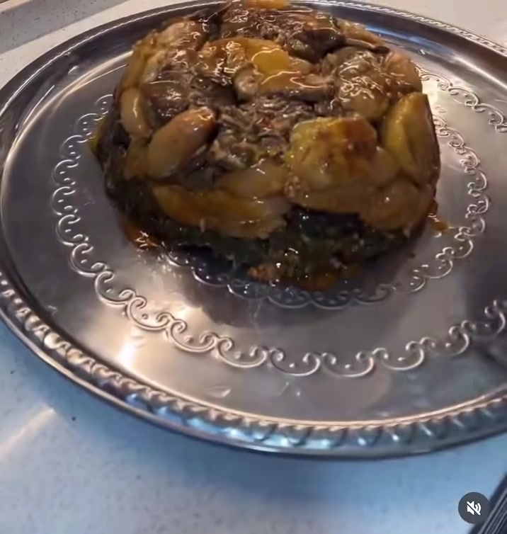 بنات طلبت دولمه من تالي عبود  دولمه  بلضلوع 
شاهد الله لاترويج ولاشي البنيه على باب الله 

الدولمه وصلتني ريحه مالتها تموت حموضتها تخبل طعم الدولمه فضيع بنات ومايعه   واللحم البيها يخبل 

وقبل هل مره وصيت منها صينيه قوزي 
لحم فضيعه اللحم يموت ***********
كلشي متوفر عدها اطلبو منها  واسعار جداً مناسبه للجميع وللعوائل 🤗
