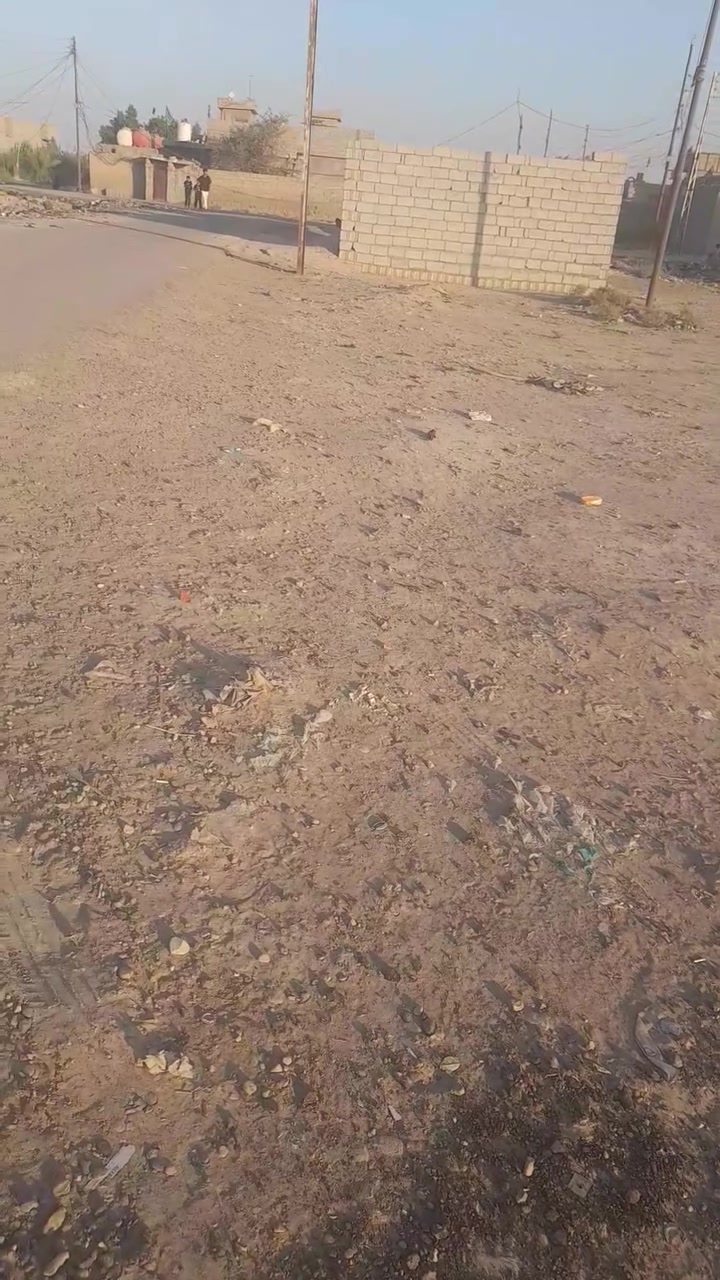 السلام عليكم قطع اراضي للبيع جميع المساحات ودوانم هم للبيع اكو ركن عل شارعين واكو عاديات لمن وسعره عندي عل مشروع اليم مطعم جواد هذني بل فيديو وجهن عل مشروع واكو بغير مكان هم بشارع عكيل مقابيل ال بانزين خانه مال عكيل وجميع المساحات تصل عل رقم وهلا وسهلا *********** ***********
