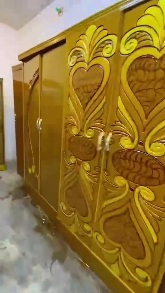 غرفه نوم عراقي ب550 نظافه فول تواصل ويانا عبر الواتس اب ***********
