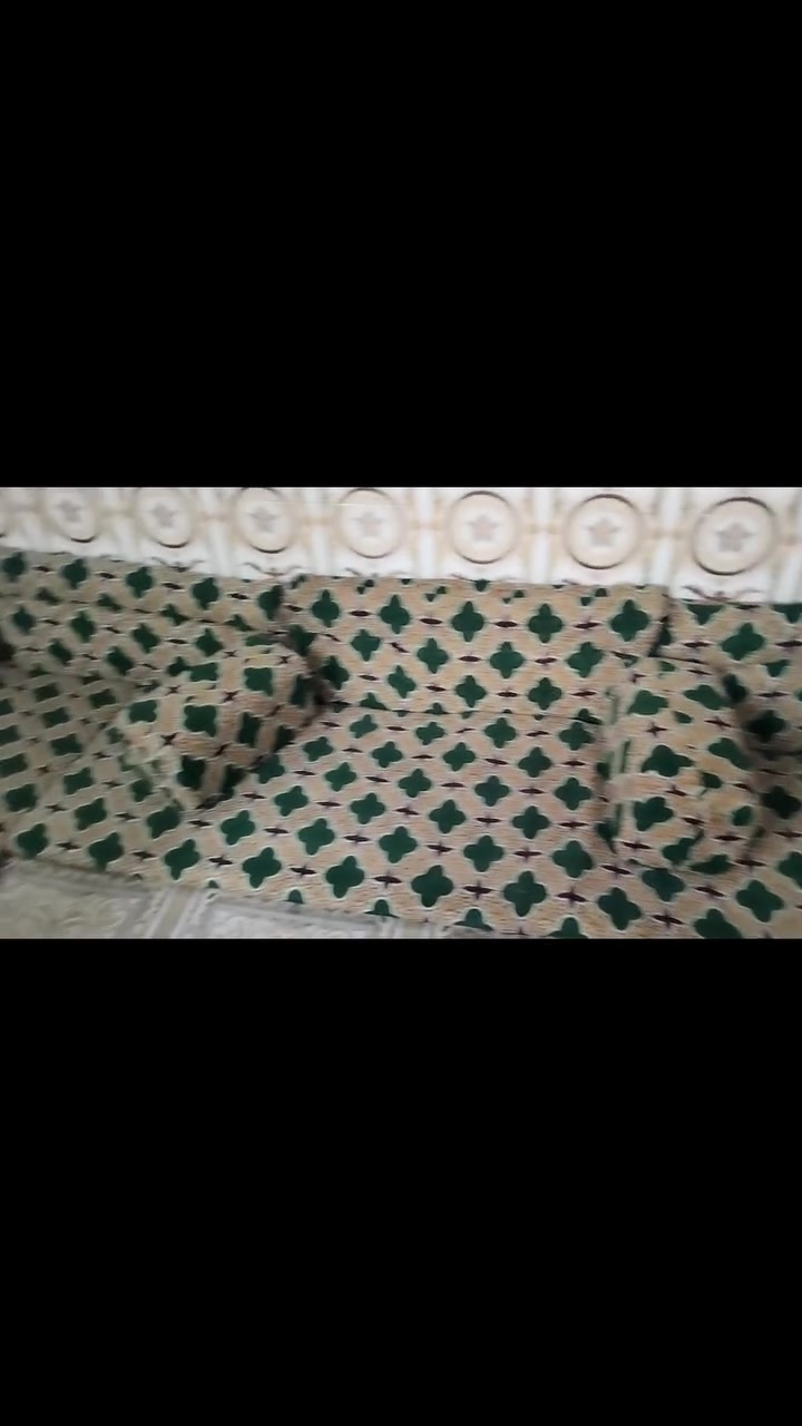 السلام عليكم جلسه للبيع في كربلاء حي النضال السعر100وبيها مجال الطول 5ونص ولعرض 3ونص الرقم ***********متواجد واتساب
