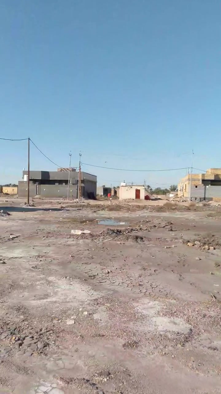 حياكم الله قطعه للبيع المساحه ٤٠٠ متر بالعكر الشرقي خلف بيت عميد موسى مسافه عن مدرسة الإنسام كافة الخدمات الجوارين ذهب ناس أهل ولايه السعر ٢٧ قابل للتفاوض للاستفسار *********** رصيد و واتساب والماسنجر مفتوح
