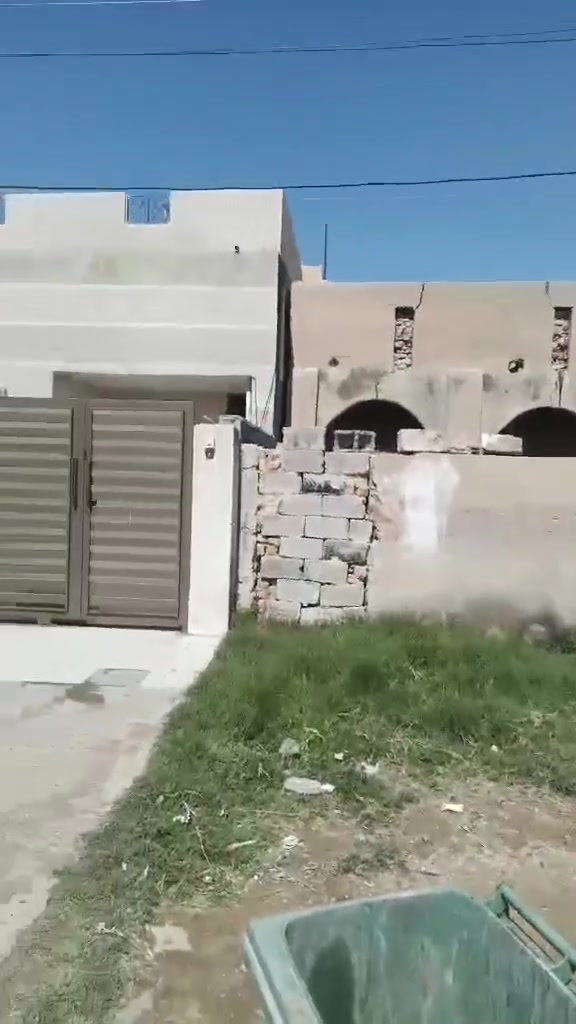 بيت 200 مترينحسب قطعه ارض  الولى  شارع 30 مقابيل جامع البنمر ***********
