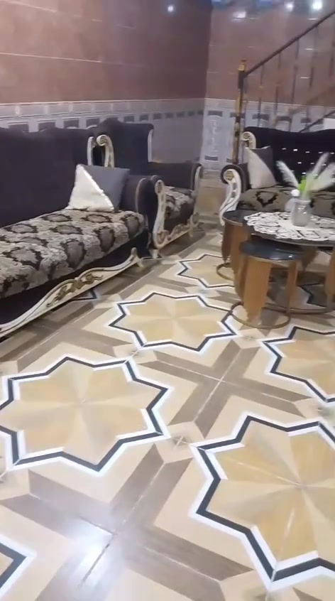 سلام عليكم من رخصة الادمن تخم للبيع 12 مقعد السعر 300 للتواصل ***********
