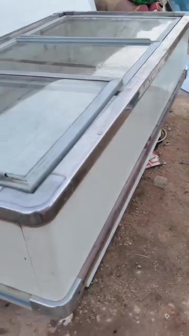 عارضة لحوووم شرط تجميد فول الشراي يتصل ***********
