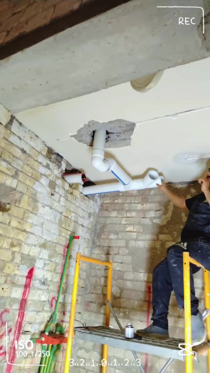 🏠 حلول الديكور والإنشاءات المتكاملة مع A Design 🛠
​نُحول مساحتك إلى تحفة معمارية بأعلى معايير الجودة والتنفيذ! نوفر لكم كافة الكوادر المتخصصة والأجهزة الحديثة لإنجاز أعمالكم بدقة وسرعة وبأنسب الأسعار 💰
​✨ خدماتنا الشاملة:
​دkipيكورات عامة: تصاميم عصرية وتنفيذ أحدث الديكورات الجدارية والسقفية.
​تأسيسات كهربائية: إنارة حديثة، توزيع الأحمال، وتأسيس شبكات متكاملة.
​منظومات صحية وماء: تأسيس وعمل شبكات المياه بأحدث المواد والتقنيات.
​منظومات التبريد: نصب وتأسيس أجهزة التكييف والتبريد بكفاءة عالية.
​كوادر متخصصة: يتوفر لدينا فريق متكامل من أصحاب الخبرة والمهارة.
​📍 العنوان: البياع الأولى - شارع 20 - مقابل مطعم سهيل
☎️ للتواصل والاتصال: ***********
💬 أو مراسلة الصفحة مباشرة لمعاينة الموقع والاستفسار.
​#خليها_يمنا_ورايح_بالك #A_Design #ديكورات_حديثة #كهربائيات #صحيات #تبريد #البياع #بغداد
