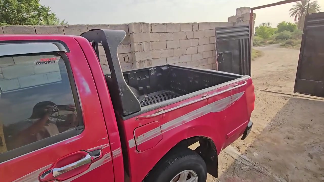 كريت ويل 2012 رقم قادسية
مكينة جديدة وكير مكفول الشاصي نظيف ومرشوشة صبغ للجمالية
باسم الوكيل والتحويل مباشر
السعر 45 وبيها مجال بسيط للشراي 
مكاني ديوانية *********** اتصل وبيك خير وتدلل
