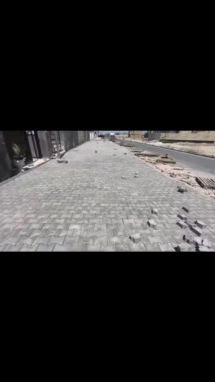 السلام عليكم 
كادر مقرنص متكون من 8خلف 
شرط استلام مهندسين 
تجهيز كافة أنواع المقرنص 
***********
