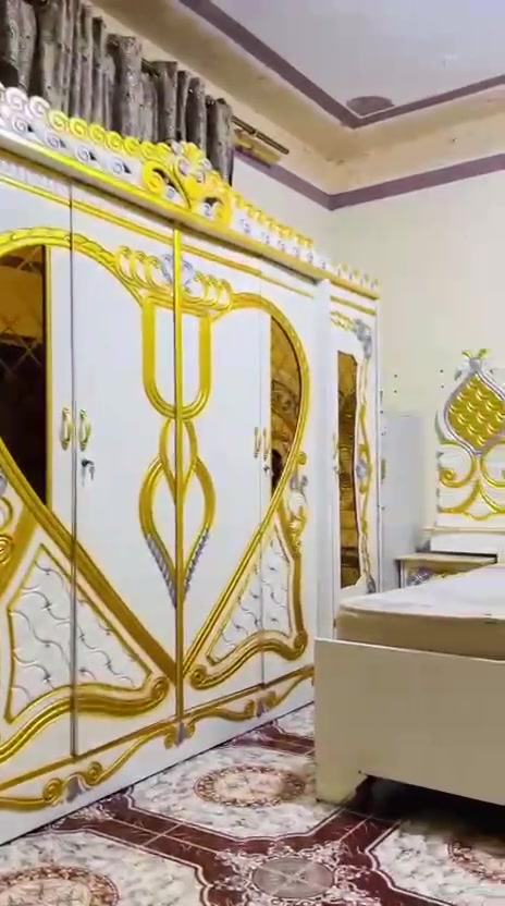 غرفة نوم • خشب عراقي • مستخدم قليل