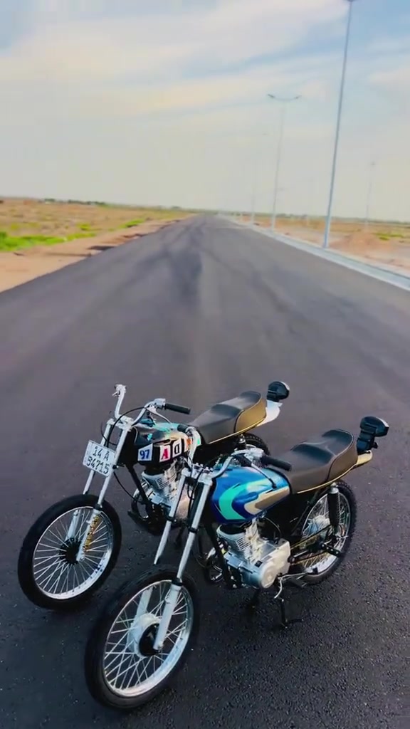 سلام عليكم شباب دراجه رقم للبيع السعر خاص الي مو شراي لا يدخل فدوه اروحلكم العنوان البصره واتساب فقط مستعجل عل بيعه ***********8
