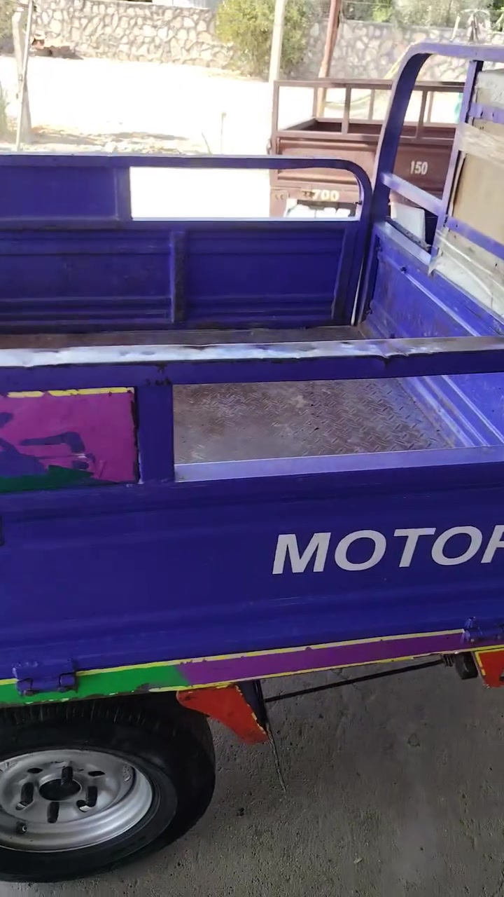 السلام عليكم ستوته للبيع موديل 19 ماكينه 22 اوراق السوبر اكشن جديد كامله مكمله اي شيء ما عايزه تنقر وتطلع مكلف بالمنشور راح اخليكم رقمي ودقي عليه لا حد يراسلني خاص ***********
