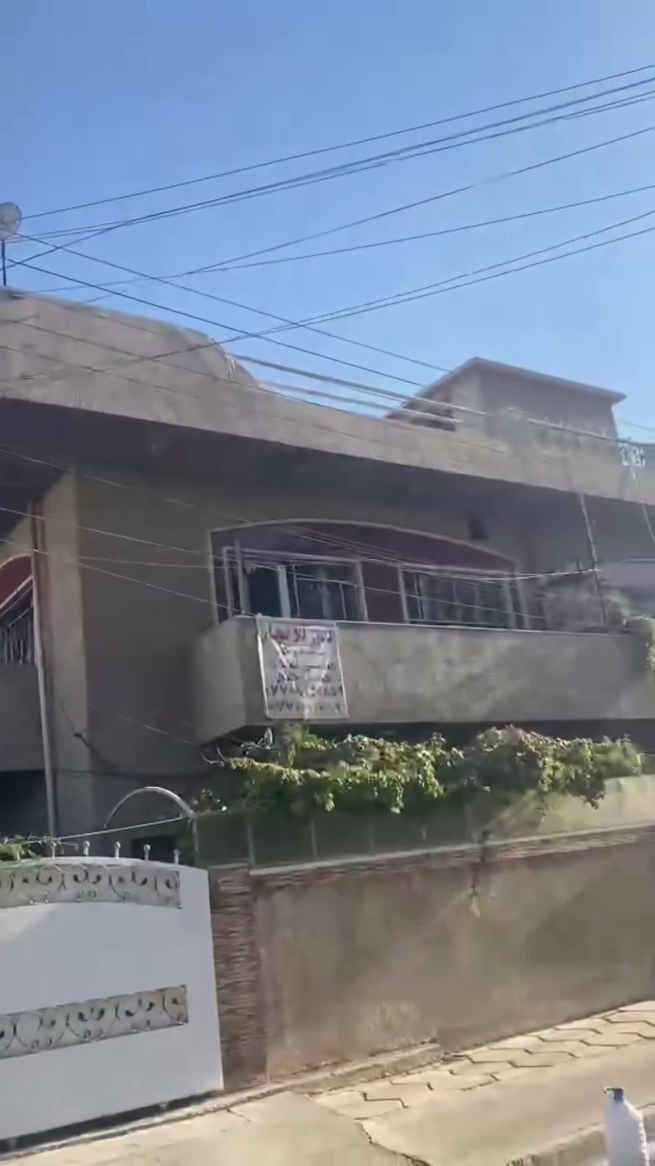 🏠 طابق أول للإيجار في حي الجامعة
السلام عليكم متابعينا الأعزاء 🌹
يتوفر طابق أول للإيجار في حي الجامعة – شارع المركز، بسعر إيجار 700 ألف دينار شهرياً.

🔹 يتكون من:

غرفتين

صالة

مطبخ

صحيات

📍 الموقع: حي الجامعة – شارع المركز
📞 للاستفسار والاتصال: ***********

للمهتمين، يرجى الاتصال على الرقم أعلاه
