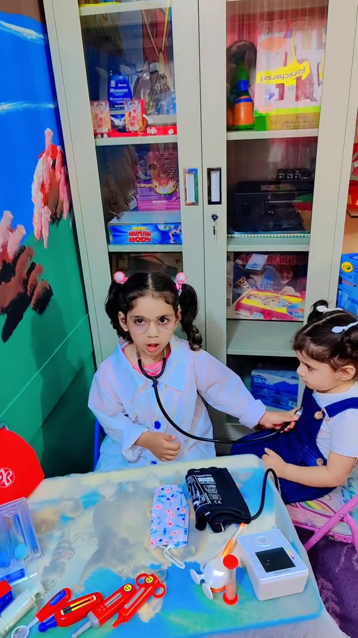 🌸🎓 **روضة لآلئ الحياة الأهلية** 🎓🌸

📢 **فتح باب التسجيل للموسم الدراسي الجديد**

تعلن **روضة لآلئ الحياة الأهلية** عن فتح باب التسجيل واستقبال أطفالنا الأعزاء للموسم الدراسي الجديد 🌈👧🏻👦🏻

✨ **شنو نوفر لطفلكم؟**
📚 تعليم وتأسيس بطريقة مبسطة ومحببة للطفل
🎨 أنشطة تعليمية وترفيهية متنوعة
🧩 تنمية مهارات الطفل وقدراته
❤️ اهتمام ومتابعة لكل طفل
🌷 أجواء تربوية آمنة ومناسبة لأعمار الأطفال

🚨 **ملاحظة مهمة:**
**المقاعد محدودة** والتسجيل مستمر حسب توفر المقاعد.

💖 **خلّوا أول خطوة لطفلكم بالتعلّم تكون بداية جميلة ومميزة.**

🌟 **سجّلوا هسه واحجزوا مقعد طفلكم قبل اكتمال العدد!**

📍 **العنوان:** حي الخضراء – الفرع المقابل لثانوية المتميزات

📞 **للاستفسار والتسجيل:**
***************
