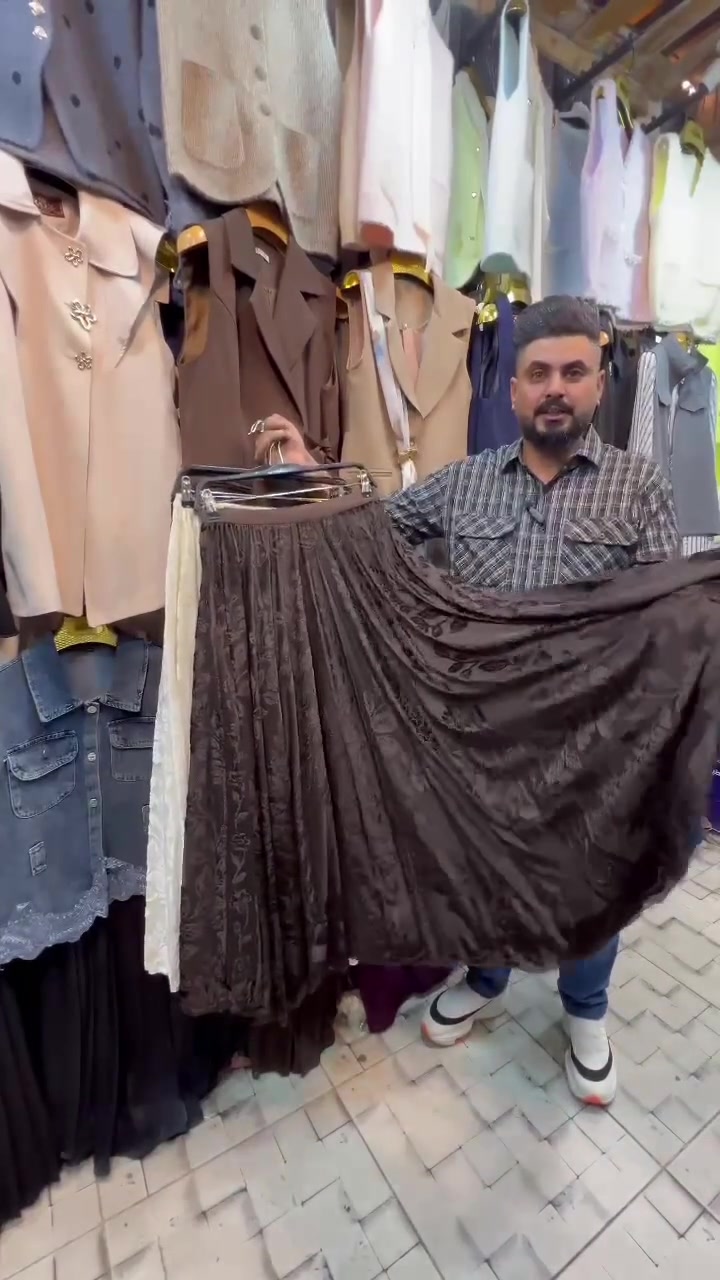 الحمزة الشرقى • ملابس • بدون تفاصيل