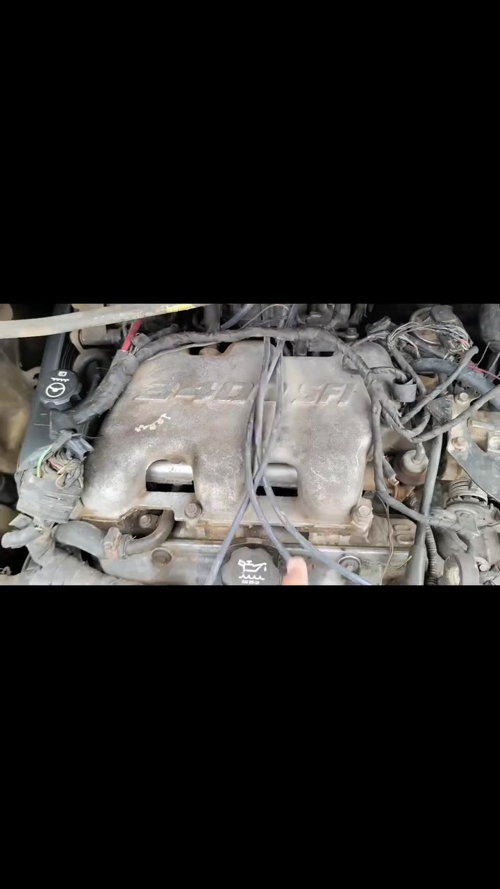 السلام عليكم مكينه 3400 v6مكينه خير من الله مفتوحه قبل سنه بدلت كازكيت فقط حاليا ما بيهه شي للبيع 
***********
