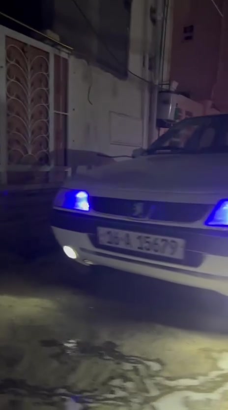 سلام عليكم بيجو اربعميه او خمسه 
للبيع مكينه او كير ستوني شادهم 
فرنسي حداديه تخم تاير كله جديد 
بسمي سنويه للثلاثين نمرته قادسيه 
السعر٢٨ او بيه مجال تبريد بس غاز 
*********** بس واتساب
