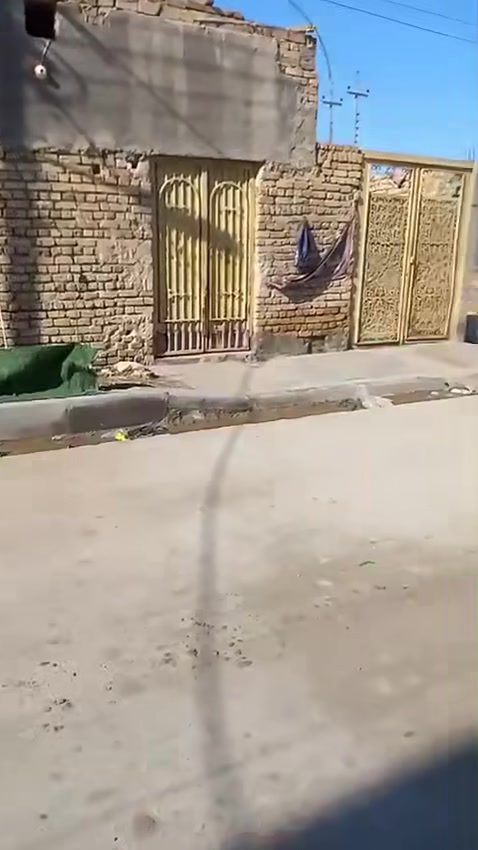 بيت للبيع 200م طابو صرف بالاسكان الصناعي السعر 220 وبي مجال للااتصال ***********
