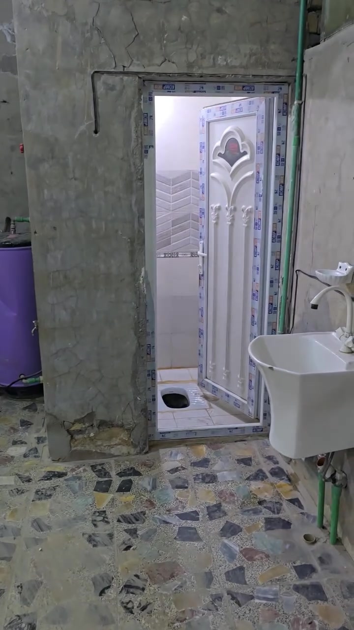 بيت للإيجار • حي طارق القديم • المحطة المتروكة