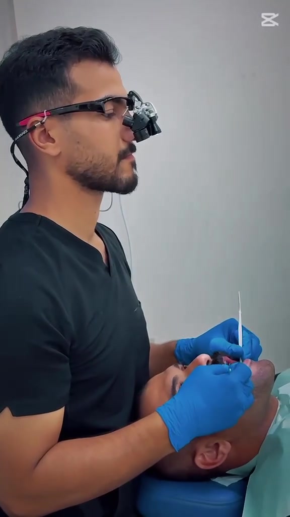 السلام عليكم
عياده الأعراف لطب وجراحة الأسنان 
لدكتور محمد الشمري 

متوجدين من الساعه ٤ عصرا لغايه ٩ مساءا 

موقع العياده بجانب عياده المصطفى للسونار  مقابل محل الملابس للزي العربي

أي استفسار هذا *********** بي واتساب
