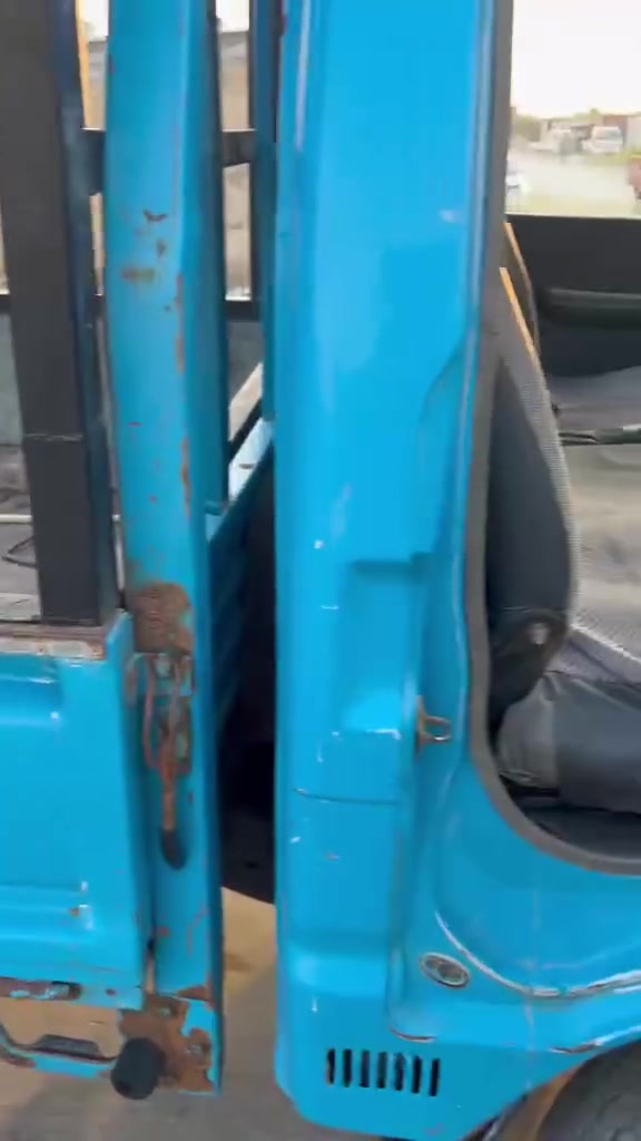 السلام عليكم كيا بنكو تك قماره مكفوله محرك وكير وكسن 
رقم إنكليزي مداور ثاني يوم المكان بابل جبله غير متواجد على الفيس *********** السياره مكفوله من الصبغ أي تعديل مابيها وضع شركه ثق بالله من تشوف وضعه على الشركه  السعر 57وبيها مجال
