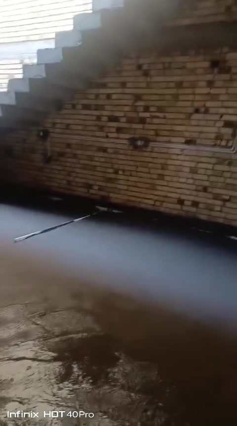 سلام عليكم خوتي هل لبيوت كادر صب تصليطه صطح صبت نضافه رباطات و دنك و بيتونه شغل درجه اولى الله شاهد من البصره بل خدمه *********** هاذه رقمي
