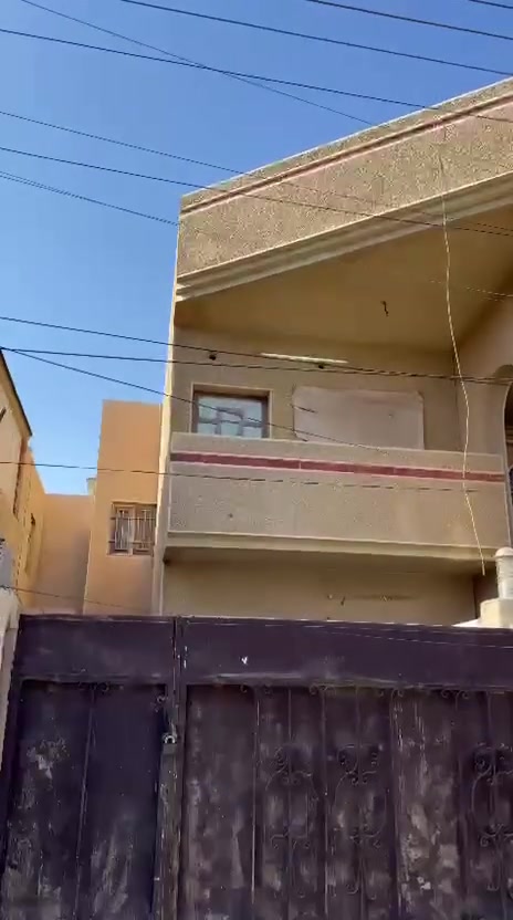 مشتمل 100متر واجهة 5نزال 20
محله 895
زقاق 41
قرب السوق وجامع الدراجي 
الطابق الأرضي حمام وكراج
صالة وحمام
مطبخ 
غرفه 
طابق الثاني 
غرفه نوم 2 
مخزن

للاستفسار الإتصال وات ساب  ***********ابو علي
