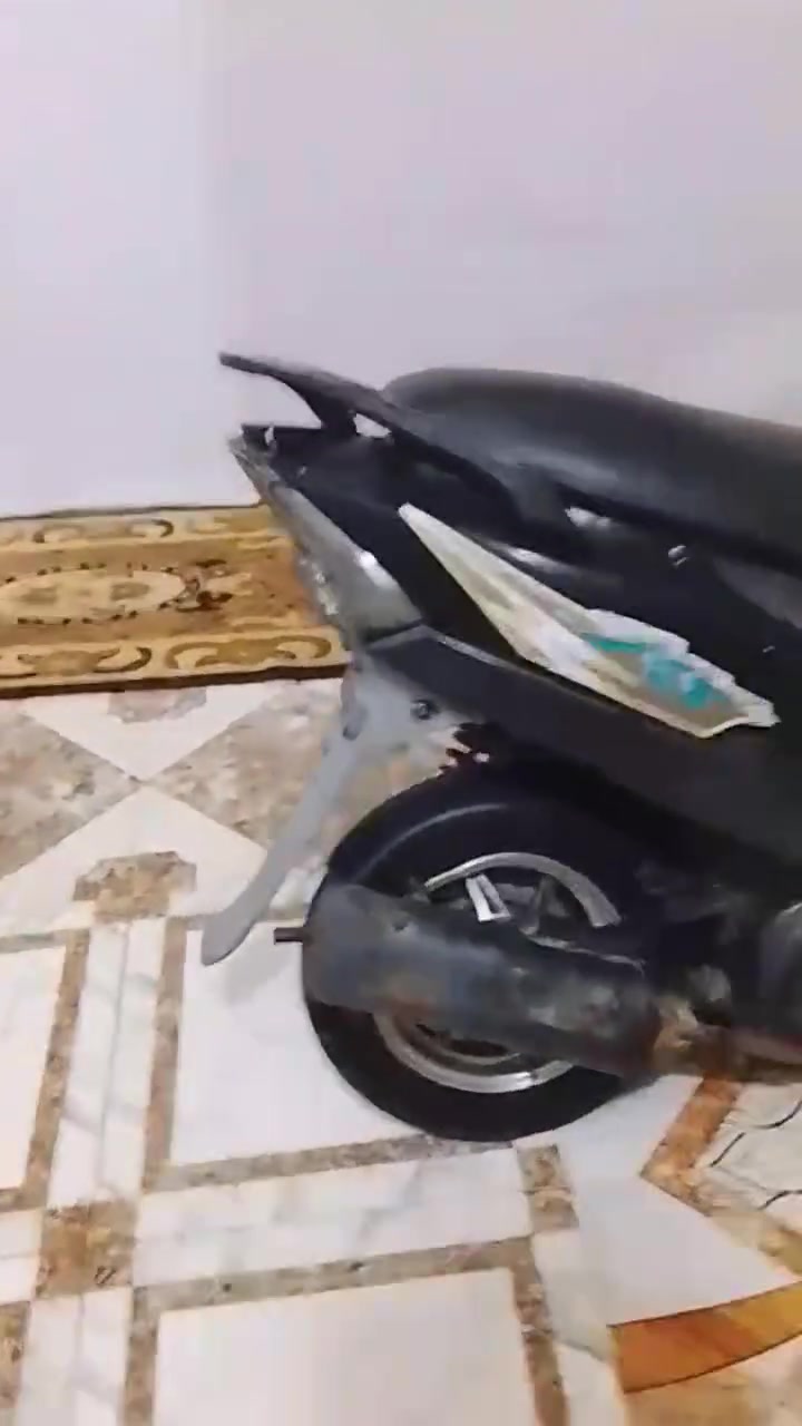 سلام عليكم دراجة ماكس للبيع مستعجل مكفوله كفاله عامه مزودة وياله وكلجات رياضي  دراجة مخدم واحد وي المكيني  السعر خاص رقم ***********الستفسار مكاني شارع بيت عيلان
