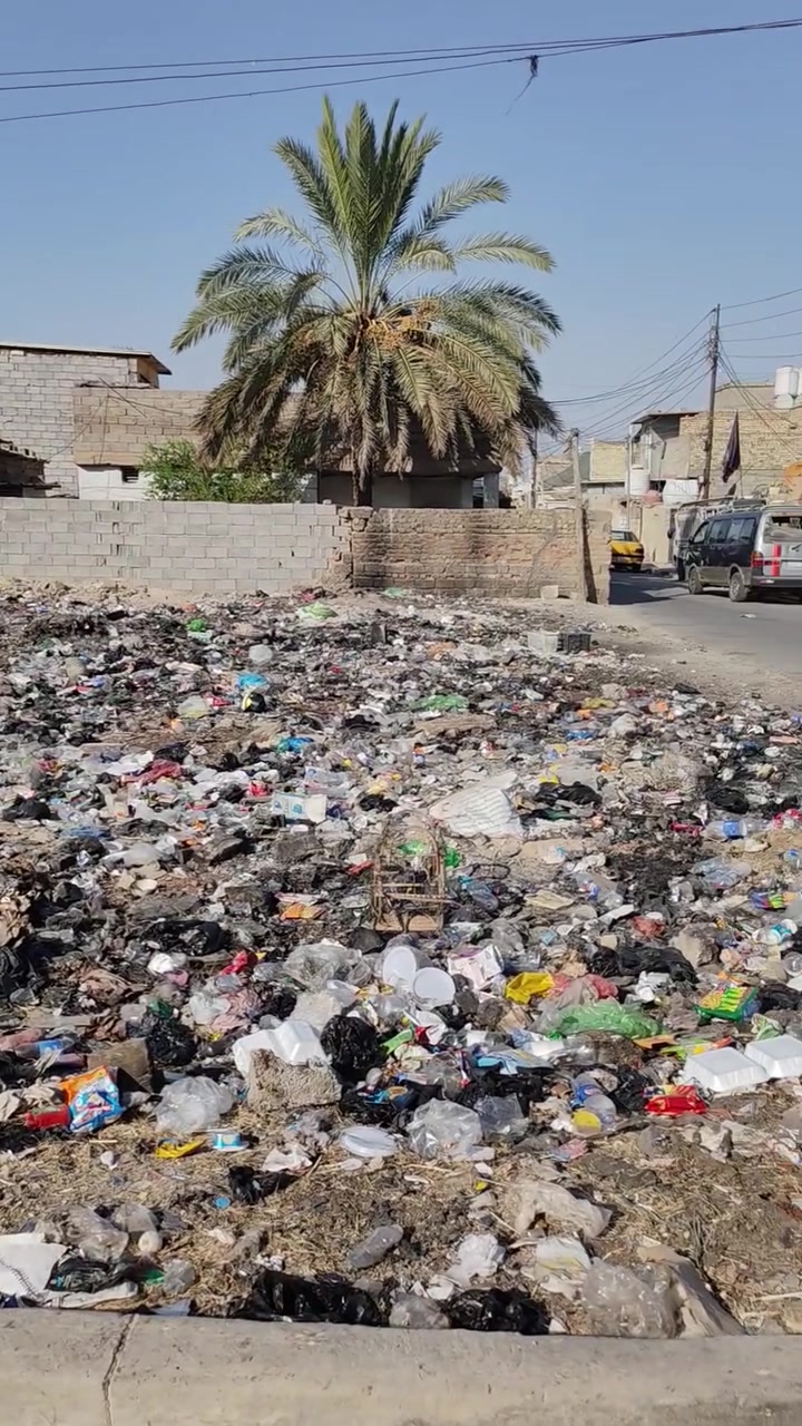 سلام عليكم قطعه ارض لبيع مساحه 150متر وجهيه 7/5 نزال 20 زراعي سند 25 اتكفل من  كلشي بيع مستعجل عليه  شارع سواعد قرب مستشفى الساهرون
***********
سعر خاص
