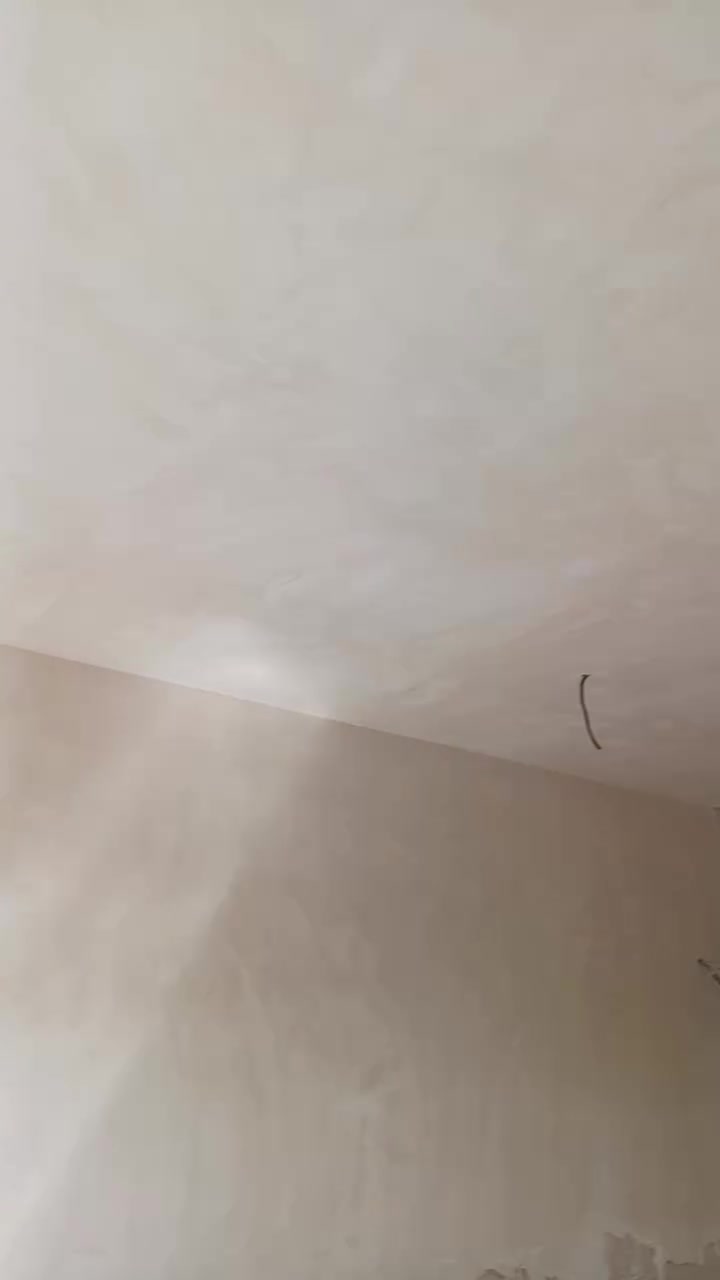 السلام عليكم ايوه هذا عنده لابو اخبارك او اسبنت او جلس يشتغل له يوميه غرفه وشغل درجه اولى حصرا بس بالديوانيه هذا رقمي واتصلوا عليه***********
