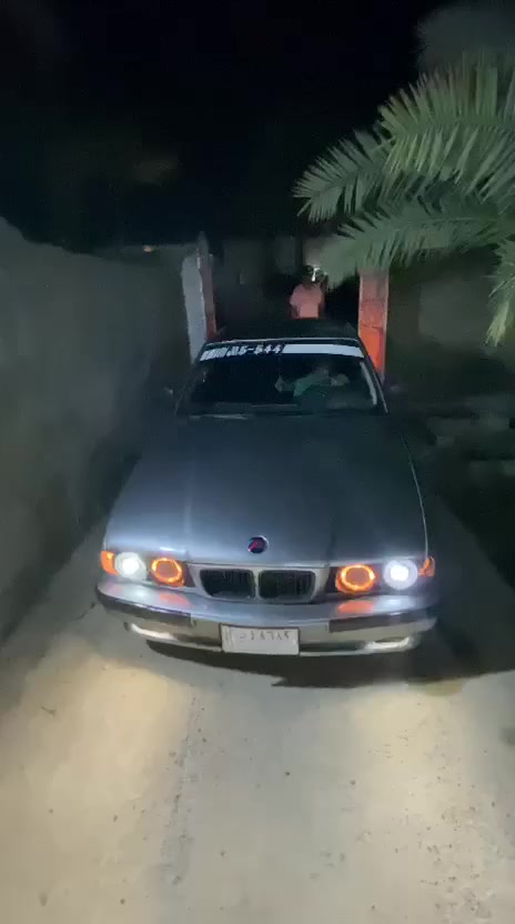 السلام عليكم سياره بي ام 525 سياره جير مكينه حداديه نظيفات قشور دواخل نظيفات سيستم صوتبالداخل 48 بيها مجال او مراوس كوريه مكاني نجف تواصل رقم الواتساب سياره انظف من الصور تجي وتشوف***********

