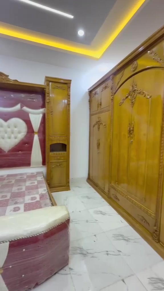 غرفة نوم خشب عراقي 5 ملم وداخل صاج مستعملة شي قليل نضيفة سعرها (مليون) و200الف وبيها مجال العنوان.. موصل الجديده الاتصال علئ
***********
***********
