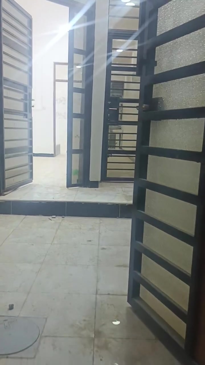 السلام عليكم البيت باب الحاره للايجار.... ***********
