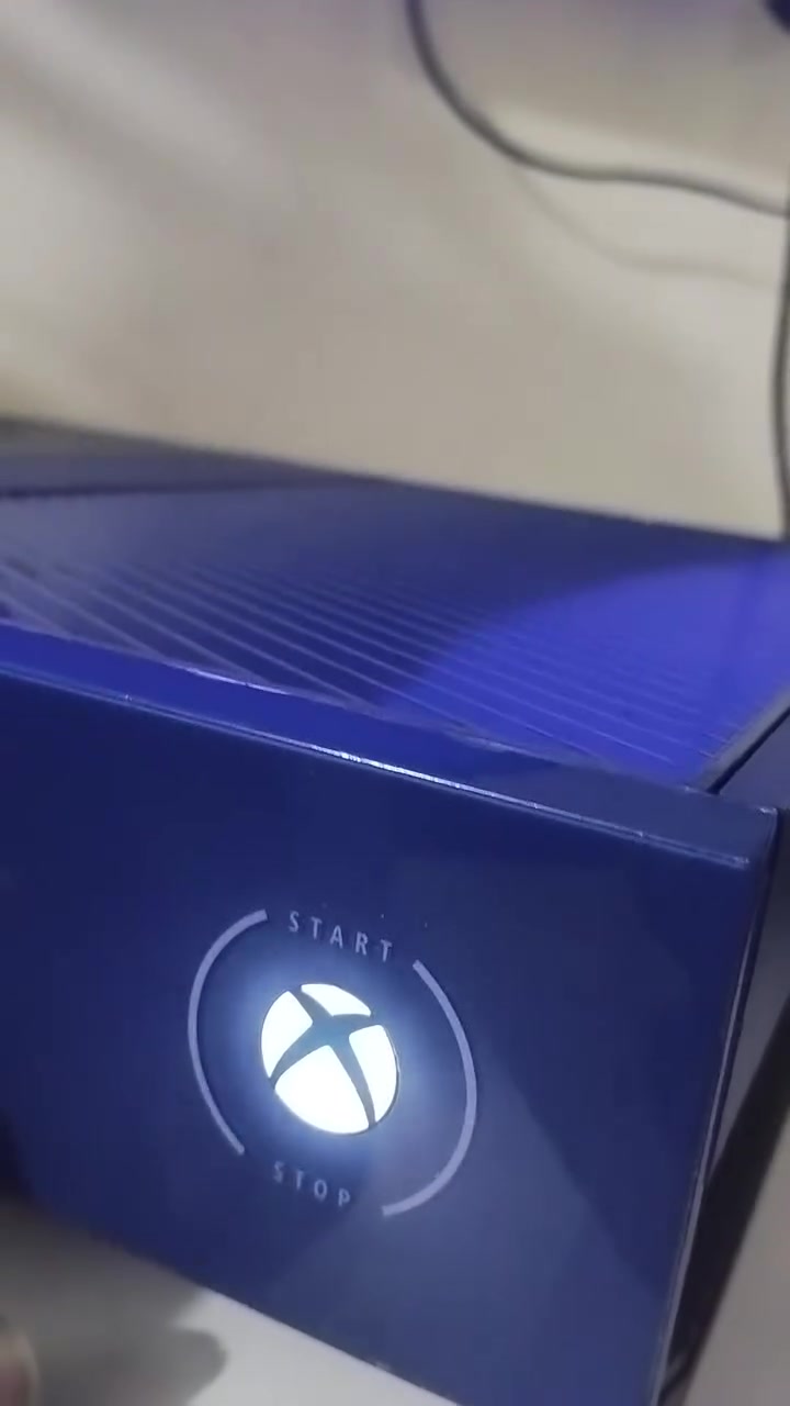 الجهاز: Xbox One Fat (إصدار خاص - Forza Motorsport)
السعة: 1 terabyte (1000 جيجابايت)
المُلحقات والأغراض والمميزات:
اشتراك Game Pass فعال
حساب ألعاب مملوكة جاهزة للتحميل
محولة كهرباء أصلية (Original)
كيبل HDMI أصلي يدعم 4K بطول 1.5 متر
السعر: 155 ألف دينار عراقي (وبي مجال للشراي)
المكان: بغداد - الدورة
للتواصل والتفاصيل: *********** (واتساب / اتصال
