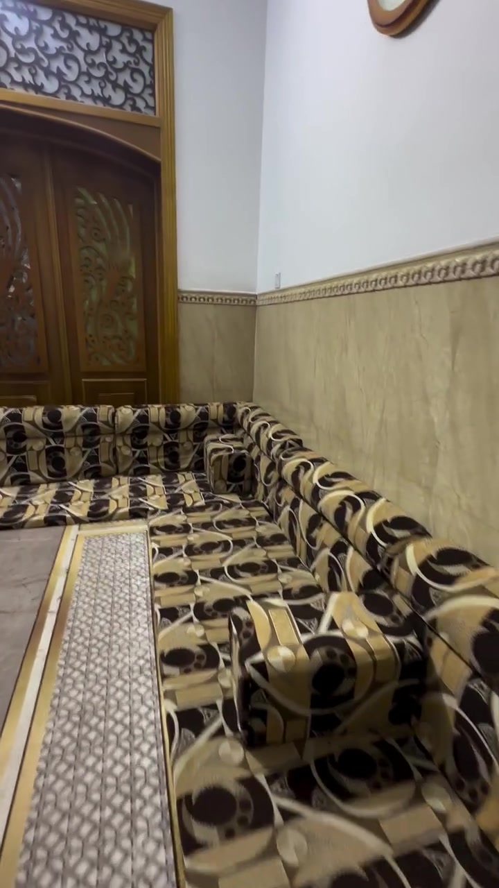 بيع مستعجل: جلسة عربية (ديوانية) كاملة قياس 4×4 متر 🛋️
المحتويات بالتفصيل:
6 منادر (دواشك أرضية)
11 مساند ظهر
7 تكايات جانبية
الحالة: نظيفة جداً وبحالة ممتازة وبدون أي عيوب مستعملة لمدة شهر واحد
الموقع: كربلاء
السعر: 300 ألف (قابل للتفاوض البسيط للجادين)
للتواصل والاستفسار: يرجى المراسلة على الخاص أو الاتصال على الرقم: [***********]

