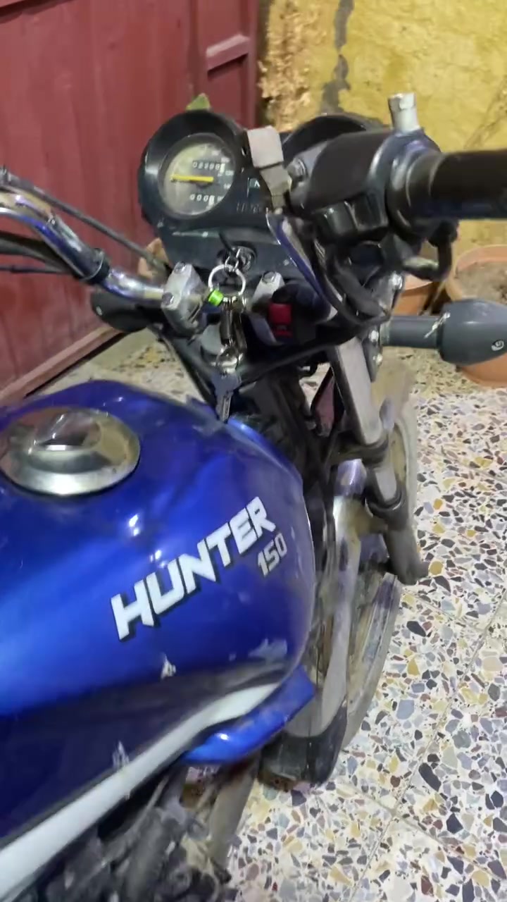 سلام عليكم شباب ❤️ هيرو 2020للبيع   دراجه رقم نضيفه بيها خبزه الله يشهد دراجه كدامكم معليكم بل تراب وغيره نضيفه الله يشهد تعال وافحص سعرها مليون وميتين 
رقم : ***********
