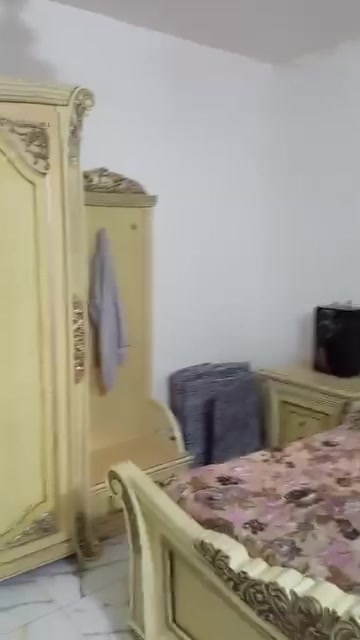 سلام عليكم غرفه لبيع مصريه سعره خاص ***********

