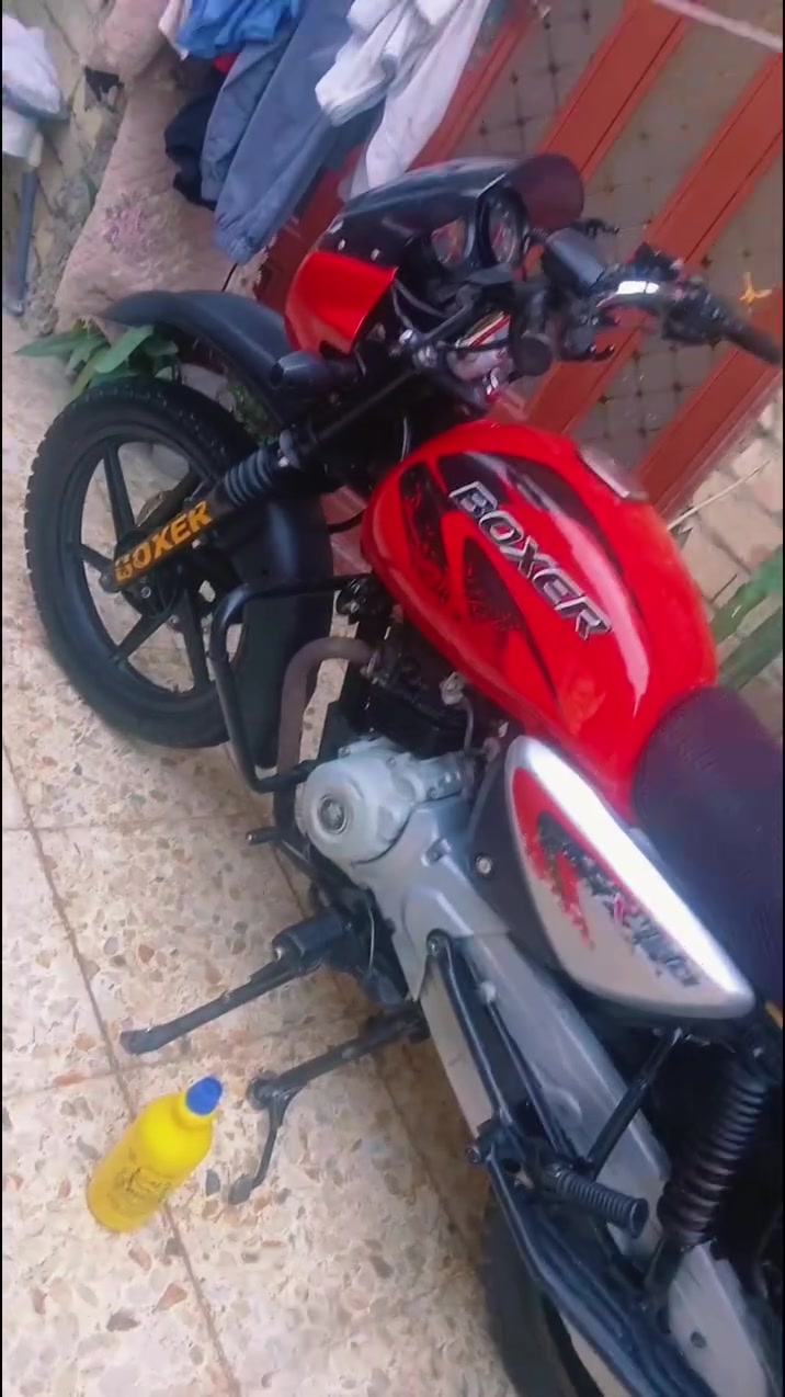لسلام عليكم مرخصت مدير الكروب بوكسر جبلي مديل ٢٣ فقط بيها نضووح قليل كلش صوتها ناعم مكينه هاون متوكفك نقص سلف فقطط دراجه خير من الله نكره بكل وقت وصوتها مينسمع اوراق اصولي كاملات ممرقم بعدني اوصليه اوراقها السعر ١٢٥٠ بكاني بغداد زعفرانيه الشرااي يطبلي خاص واتساب ***********

