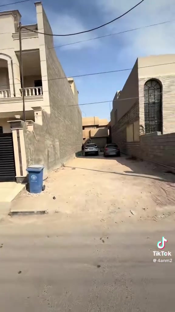 مكتب الصقر للعقار • شارع المركز • مقابل التفاح الأخضر