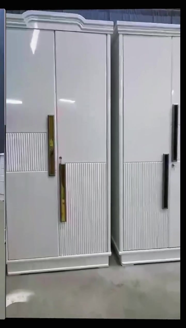 كل جديد 
غرف نوم اقتصادية 
السعر مفاجأة اتصل او راسلني على الواتس اب 
تتكون من عشر قطع العنوان بابل الحمزة الغربي لتواصل على وات ساب ***********
