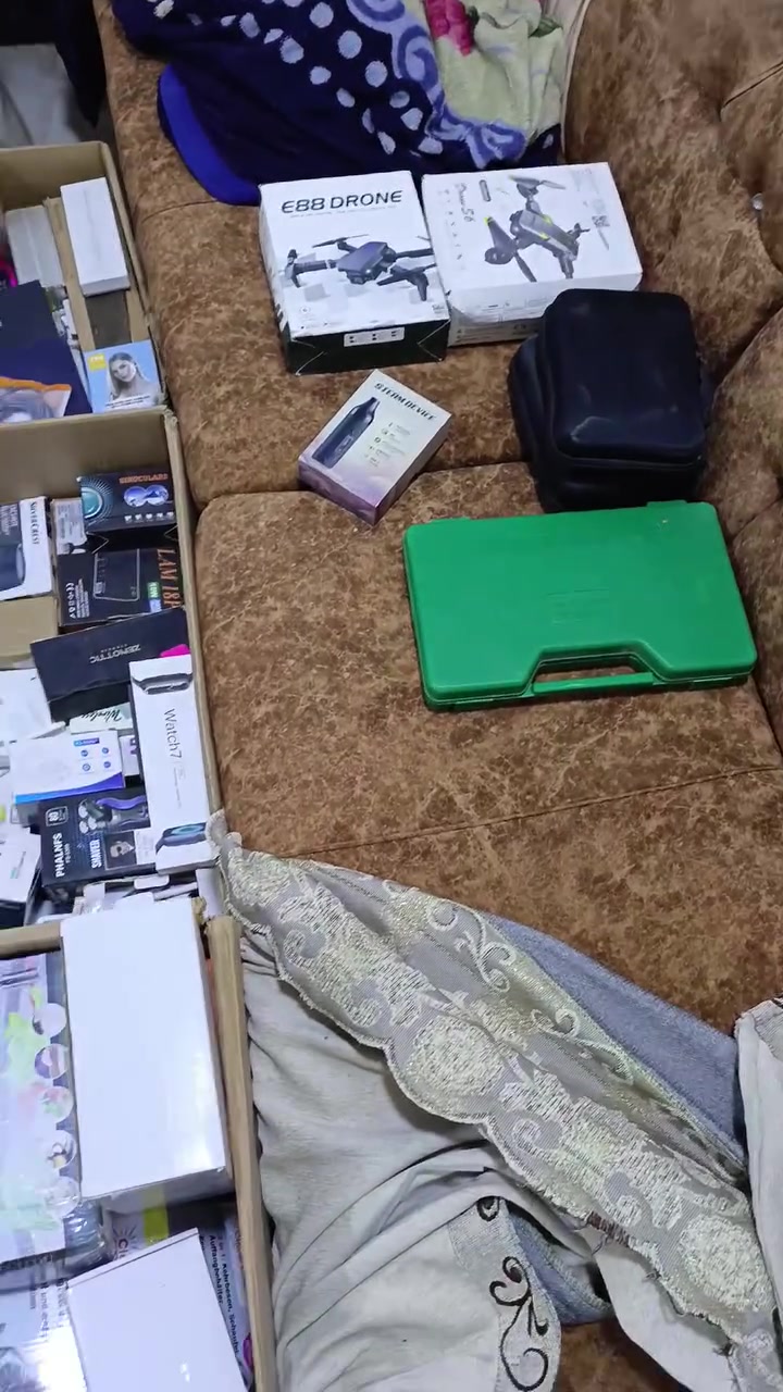 السلام عليكم غراض امزون للبيع شلعه مكاني ذي قار الشراي يتصل ***********
